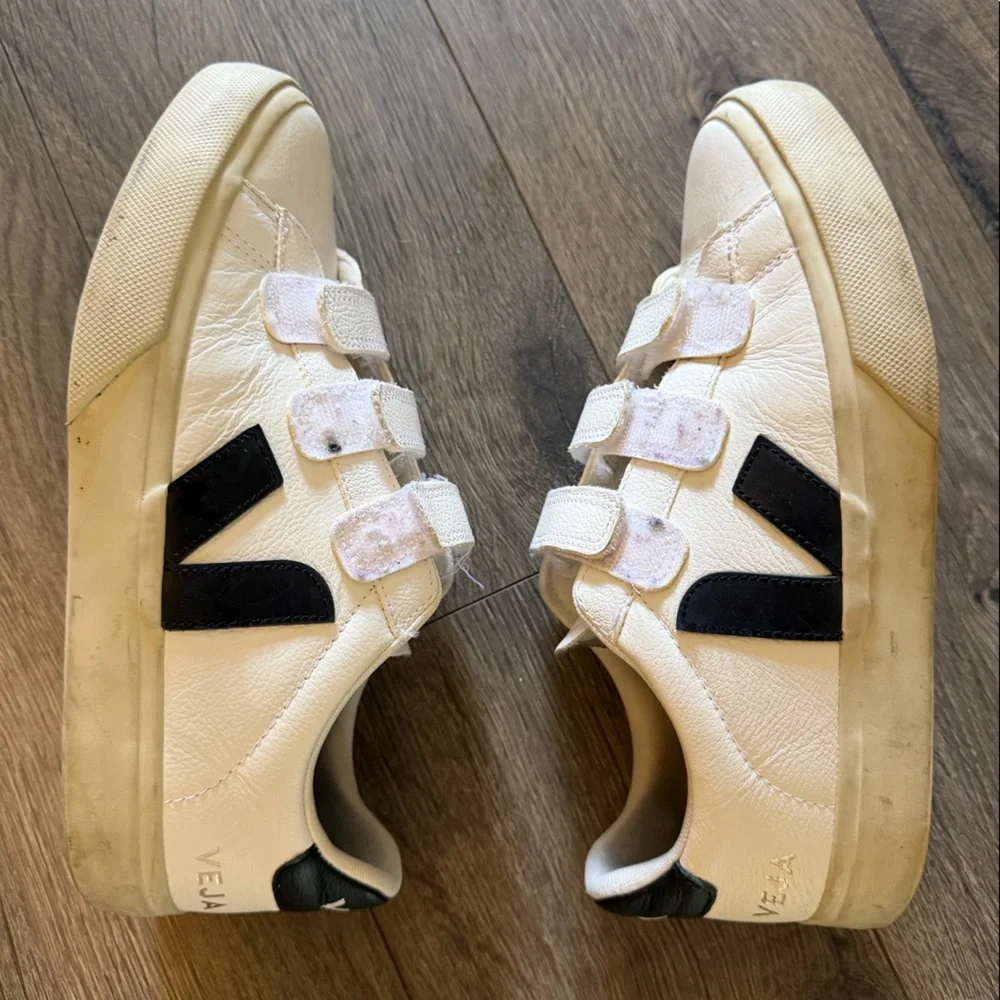 Women’s Veja Recife Logo Velcro Sneakers EU39/US8.5 - Picture 2 of 9